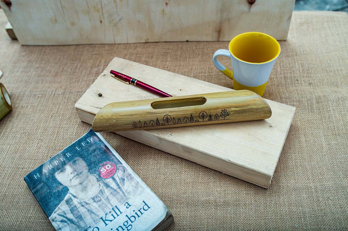 Bamboo Speaker / Phone Amplifier – Handmade Eco-Friendly Bamboo Sound Amplifier Stand for Smartphone, Compact Desk Audio Booster for Home/Office, Natural Finish Gift Item